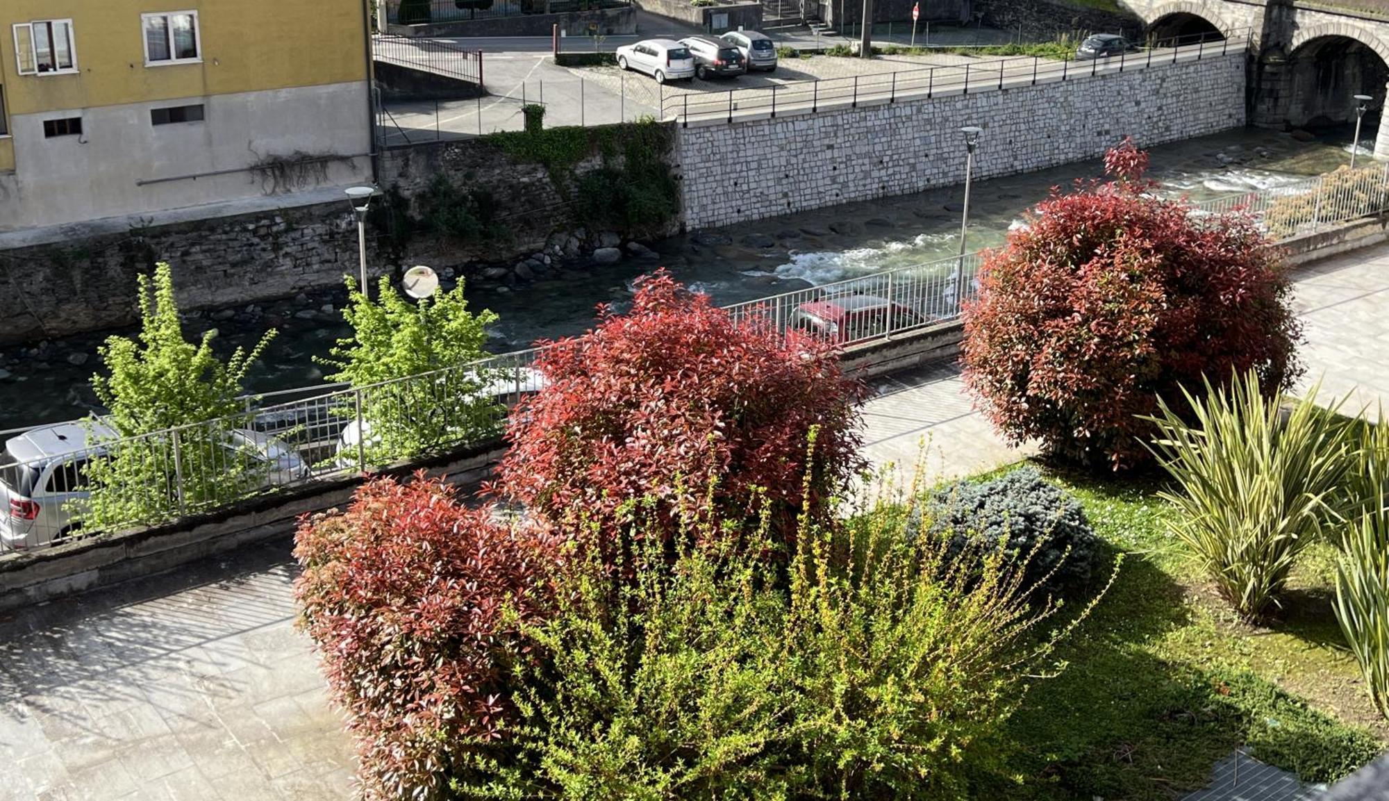 Lake And River Feelings - Dervio Apartment Exterior photo